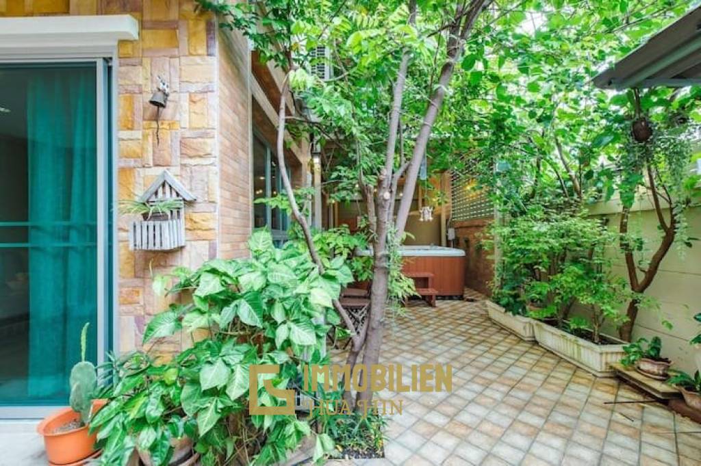 4 Bedroom Townhouse in Central Hua Hin - Soi 94