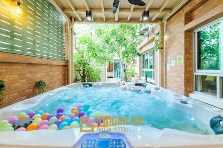 4 Bedroom Townhouse in Central Hua Hin - Soi 94