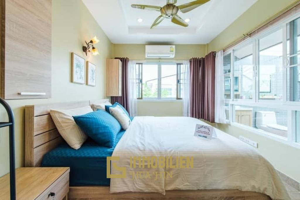 4 Bedroom Townhouse in Central Hua Hin - Soi 94