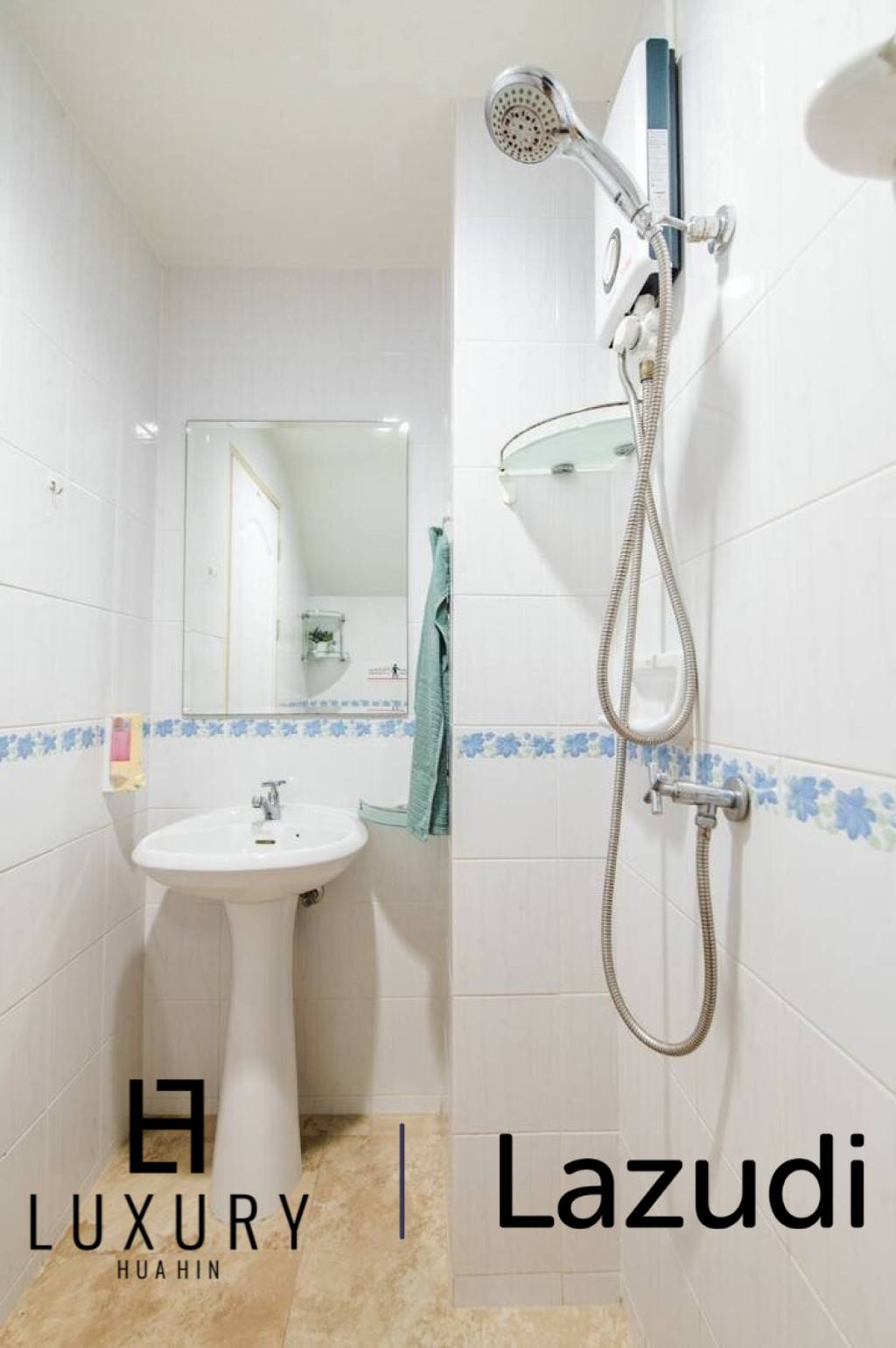 170 平方米 4 床 4 洗澡 联排别墅 对于 销售