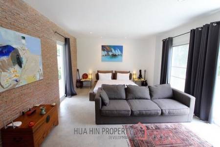 Well-built Modern 4 Bed Pool Villa