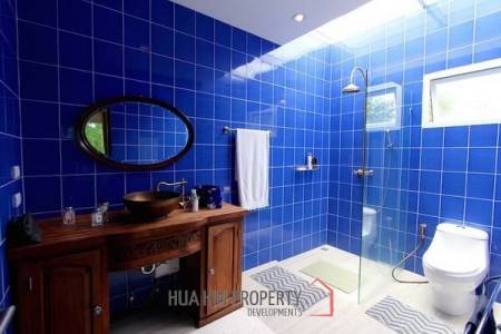 Well-built Modern 4 Bed Pool Villa