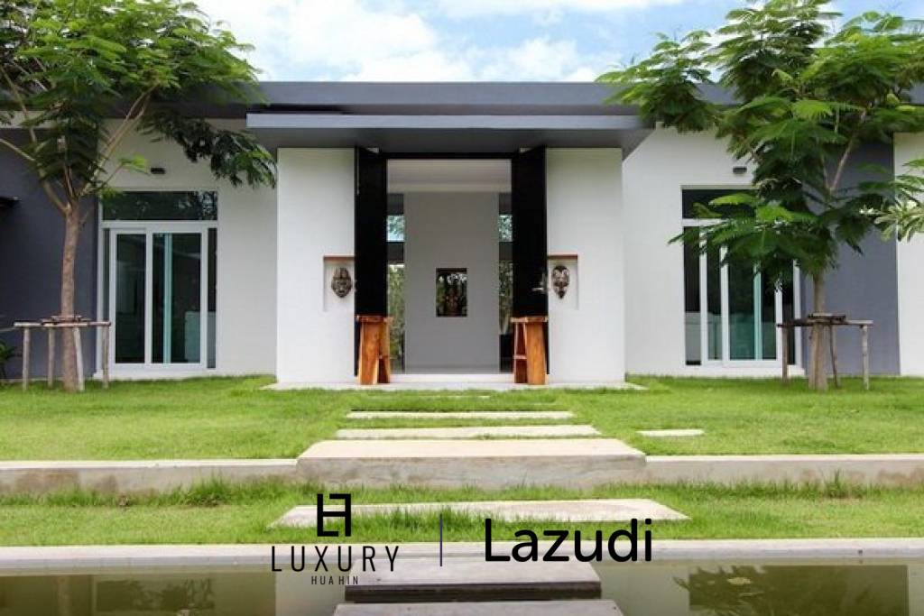 Well-built Modern 4 Bed Pool Villa