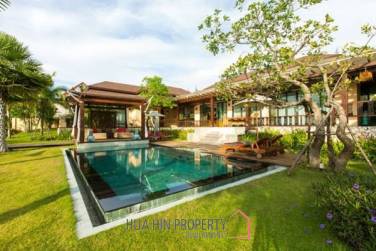 3 Bed Lake Front Villa
