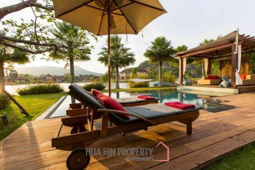 3 Bed Lake Front Villa