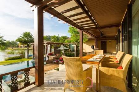 3 Bed Lake Front Villa
