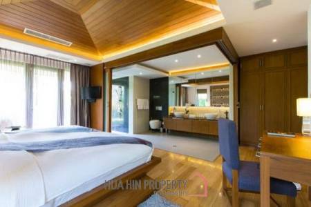 3 Bed Lake Front Villa
