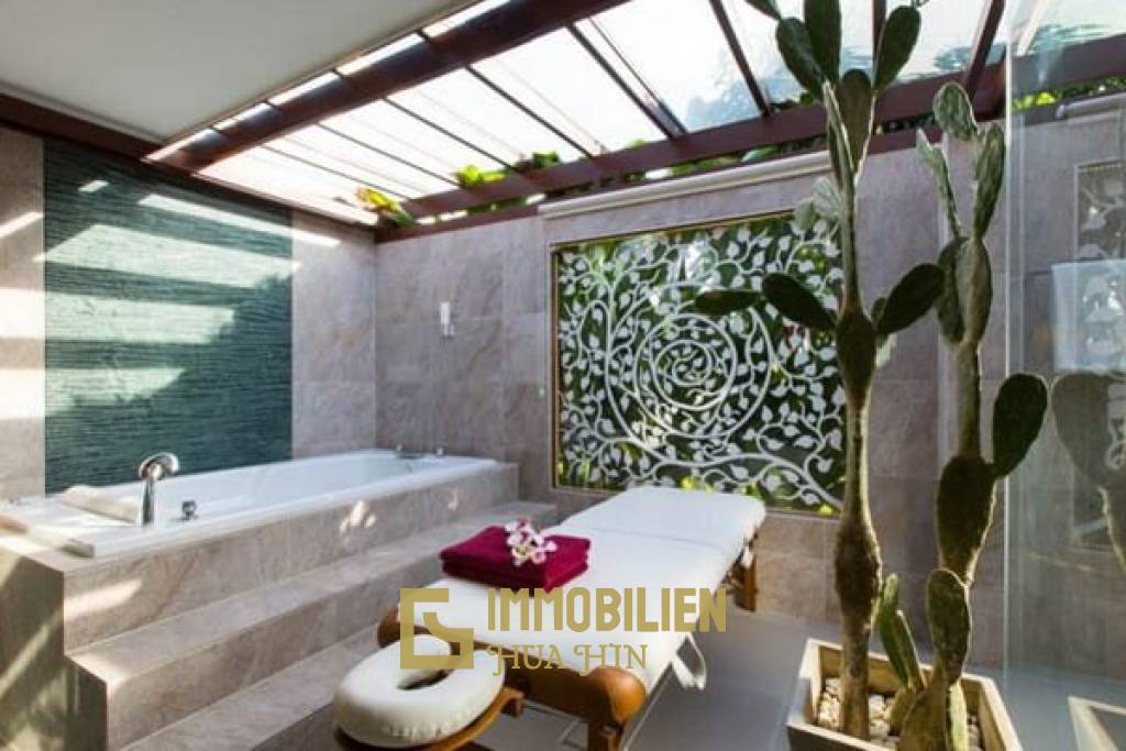 3 Schlafzimmer Villa am See