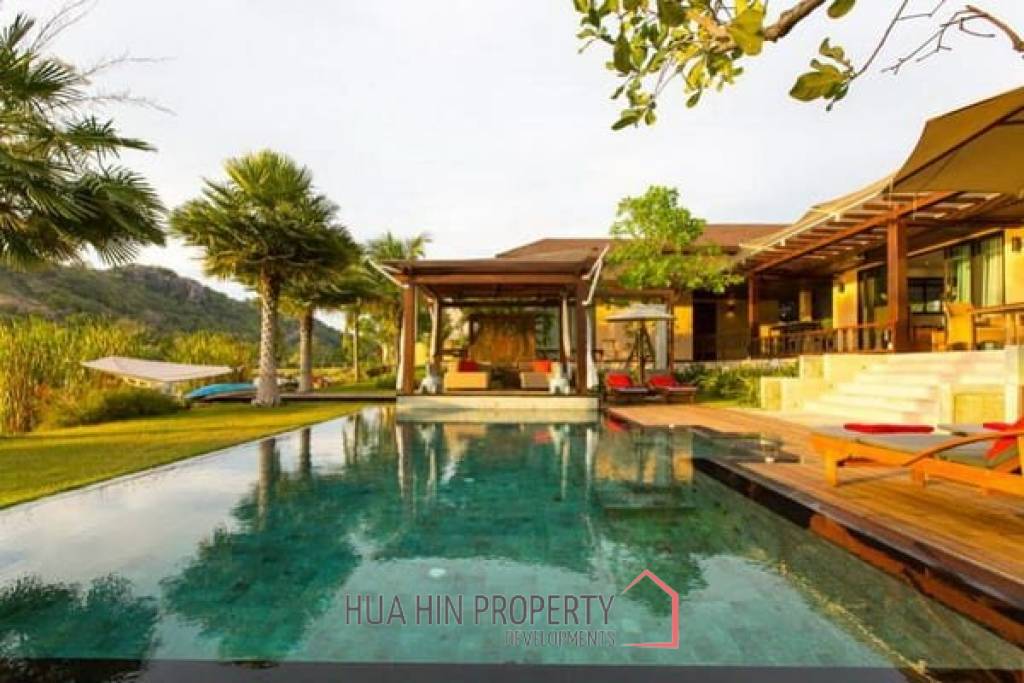 3 Bed Lake Front Villa