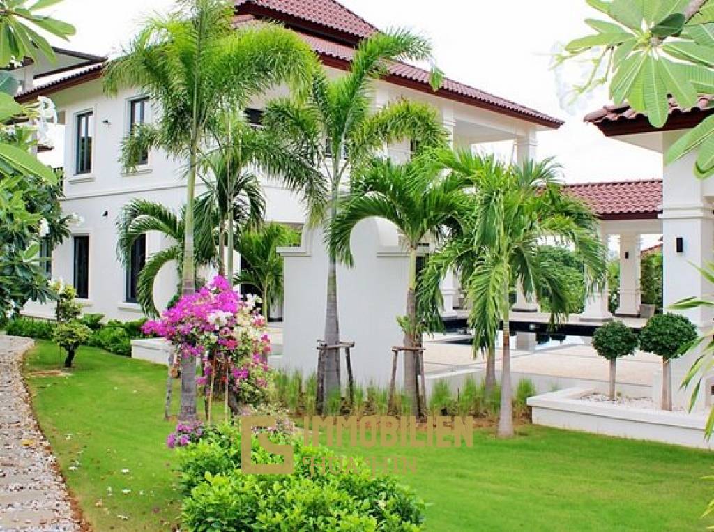 BelVida Estates: Ultimativ luxuriöse 4 Schlafzimmer Pool Villa