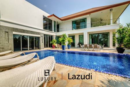 Upmost Luxury Pool Villa