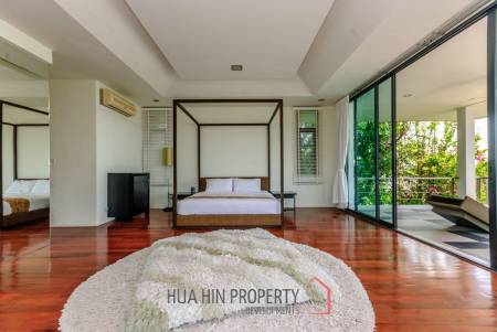 Upmost Luxury Pool Villa