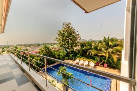Upmost Luxury Pool Villa