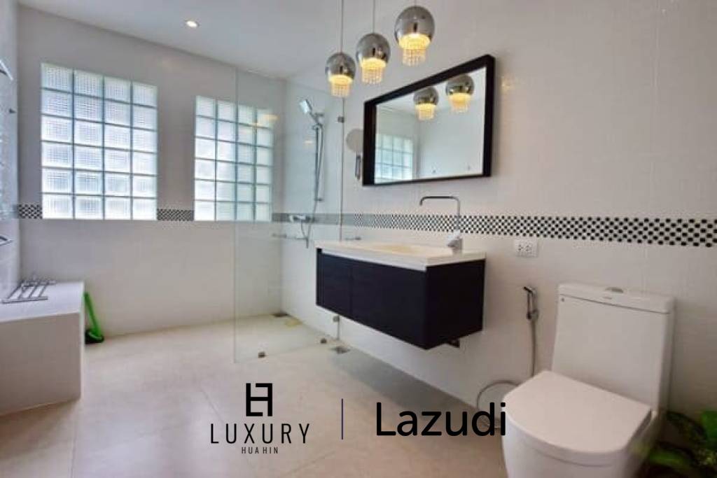 Дом 840 кв.м. 3 Кровать 