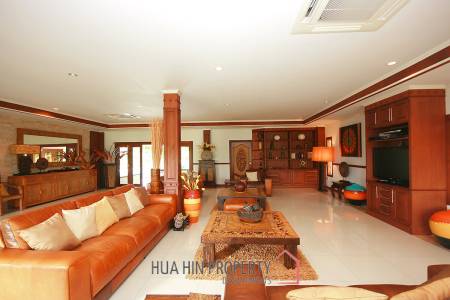 Amazing Family 6 Bed Pool Villa On Big Land Plot