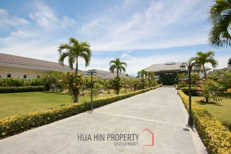 Amazing Family 6 Bed Pool Villa On Big Land Plot