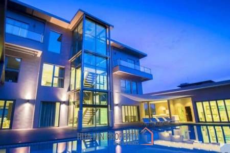 Modern, Luxurious, Exclusive 4 Storey Villa at Black Mountain