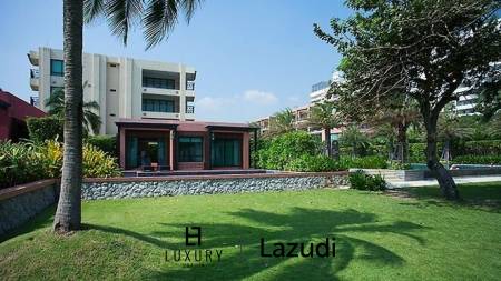 Absolute Beachfront Villa in Center of Hua Hin town