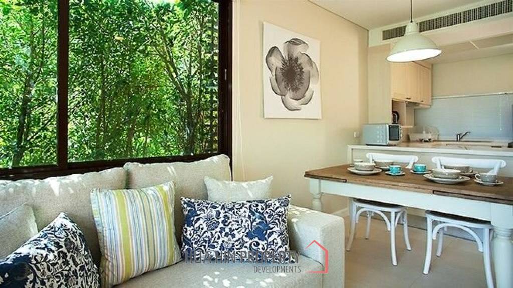 Absolute Beachfront Villa in Center of Hua Hin town