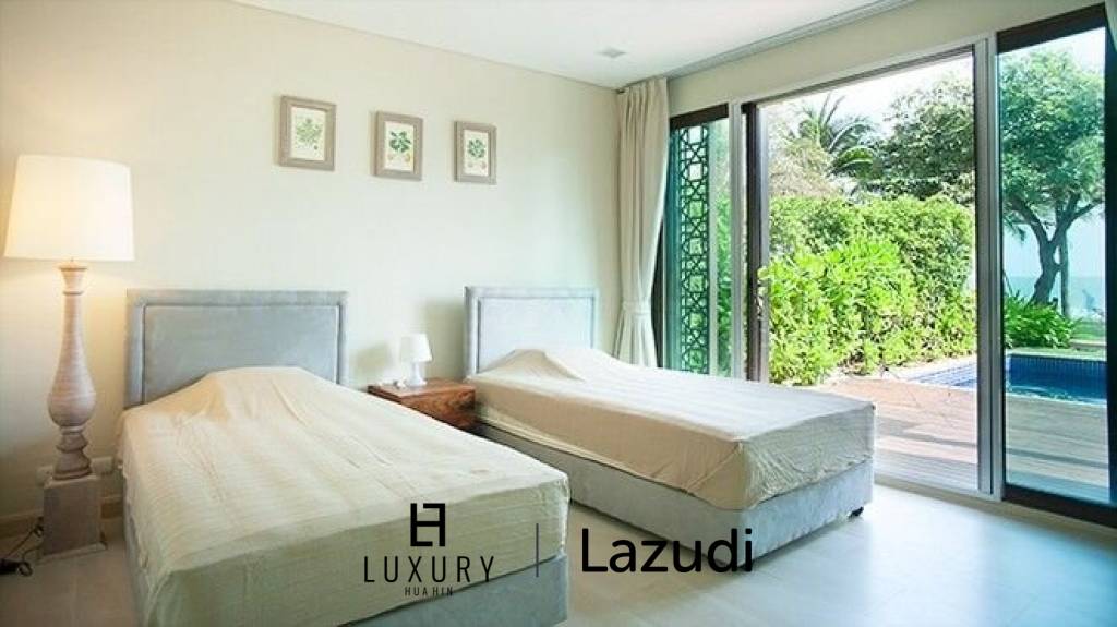 Absolute Beachfront Villa in Center of Hua Hin town