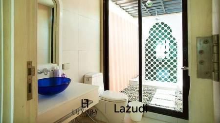 Absolute Beachfront Villa in Center of Hua Hin town