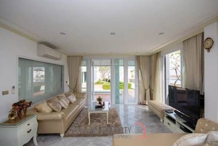 2 Storey, Luxury Beachfront Villa