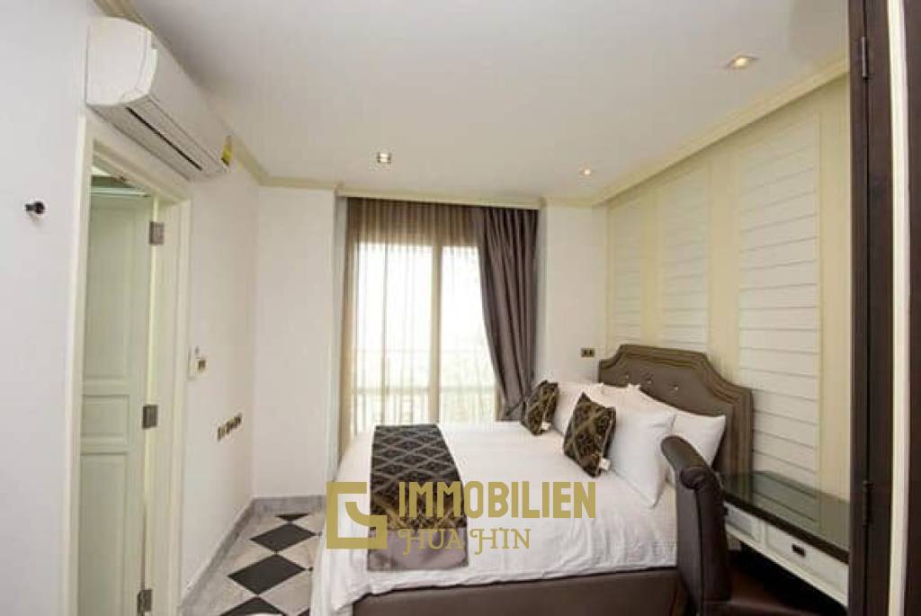 Einstöckige, luxuriöse strandnahe Villa