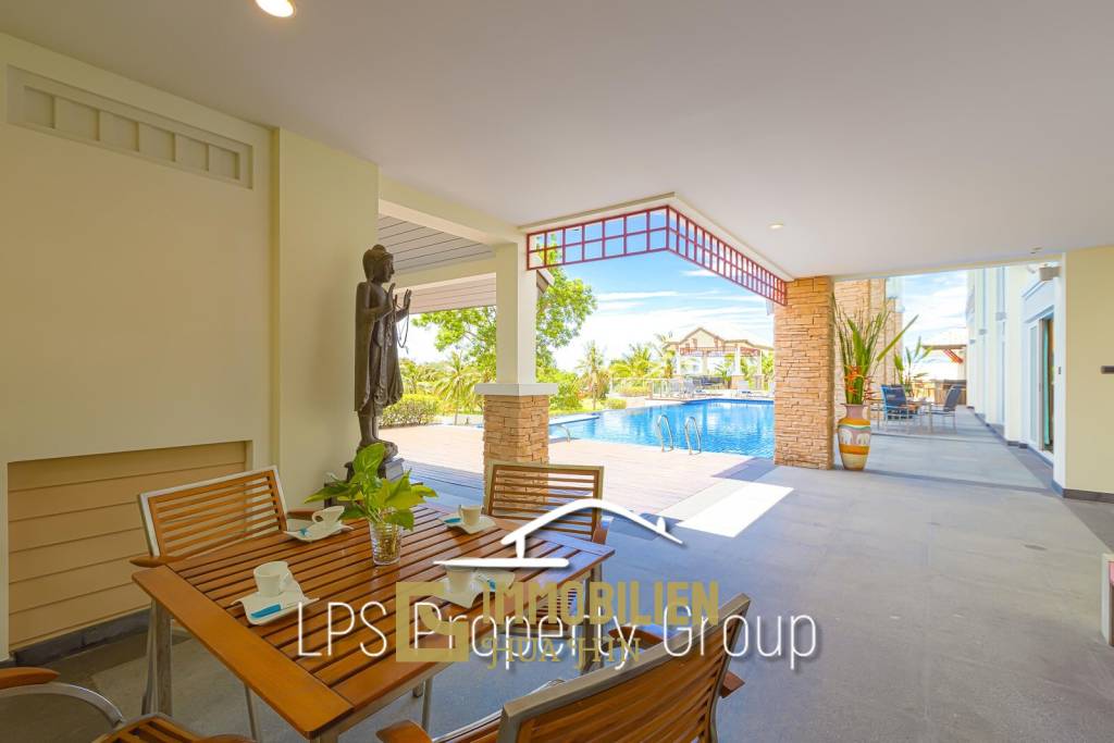 Stunning, 9 Bedroom Pool Villa on Golf Course