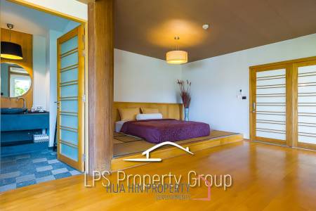 Stunning, 9 Bedroom Pool Villa on Golf Course