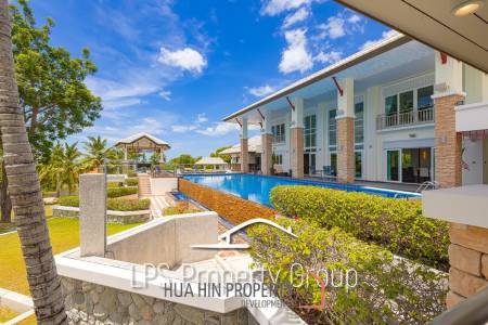 Stunning, 9 Bedroom Pool Villa on Golf Course
