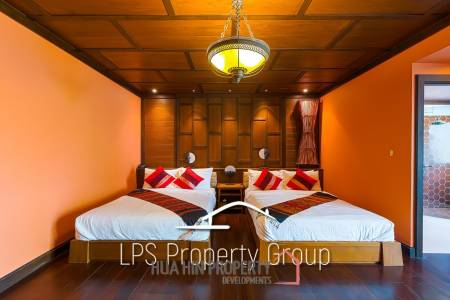 Stunning, 9 Bedroom Pool Villa on Golf Course