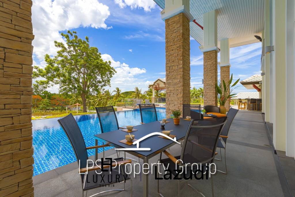 Stunning, 9 Bedroom Pool Villa on Golf Course