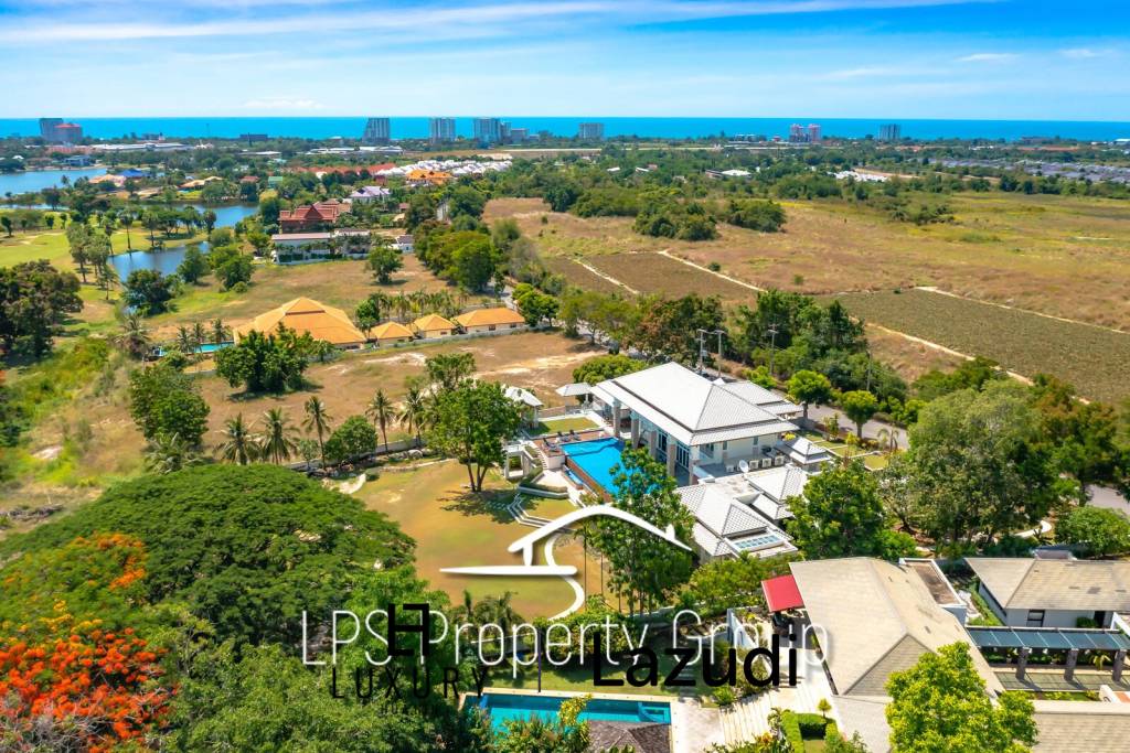 Stunning, 9 Bedroom Pool Villa on Golf Course