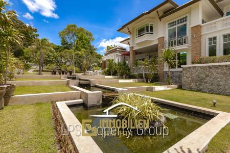 Stunning, 9 Bedroom Pool Villa on Golf Course