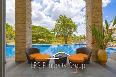 Stunning, 9 Bedroom Pool Villa on Golf Course