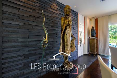 Stunning, 9 Bedroom Pool Villa on Golf Course