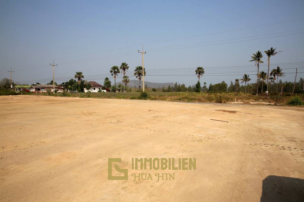 7 Rai (1,092 Sqm) of Chanote Land 3km's From Beach