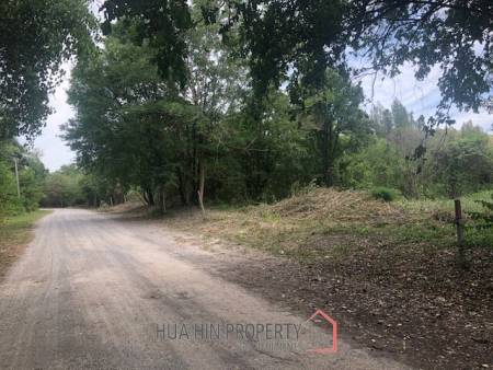 Beautiful Lakefront 1 Rai Plot of Land On Fishing Lake, Ideal For 1 or 2 Homes