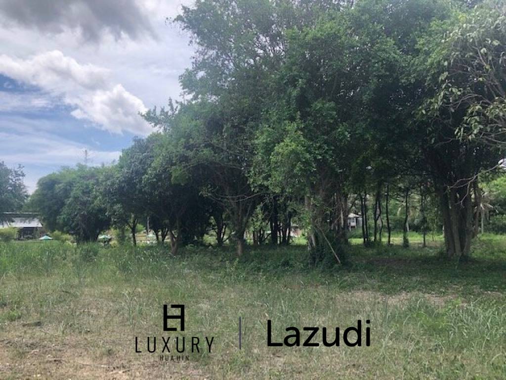 1,600 metro cuadrado Terreno de Venta