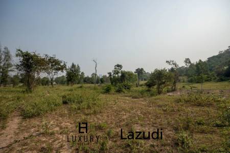 43 Rai erstklassiges Bauland mit Meerblick