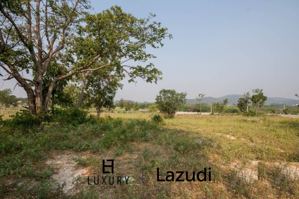 43 Rai erstklassiges Bauland mit Meerblick