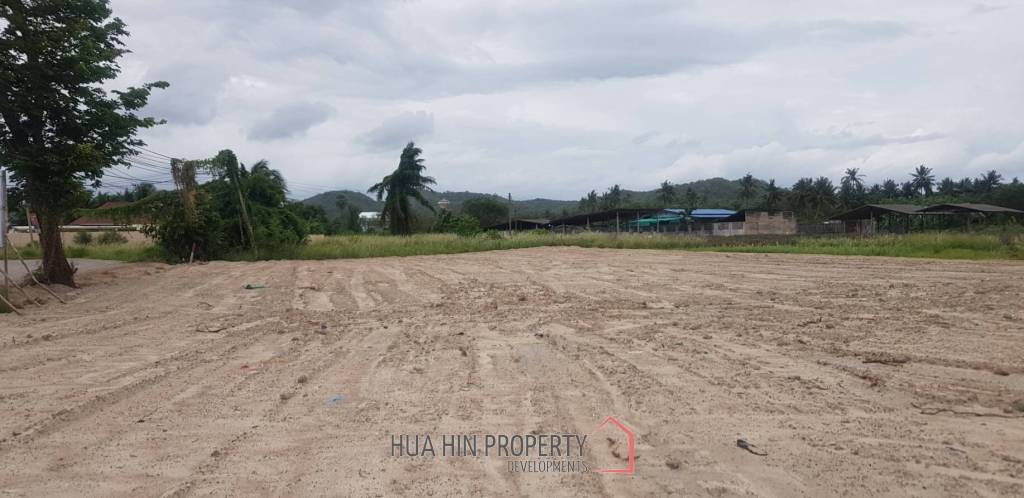 Lovely Plot of 1 Rai of Land For Sale