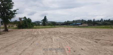 Lovely Plot of 1 Rai of Land For Sale