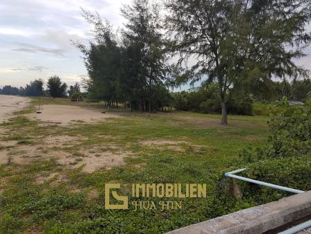 Absolute Beachfront Land in Prachuap Bang Saphan Noi