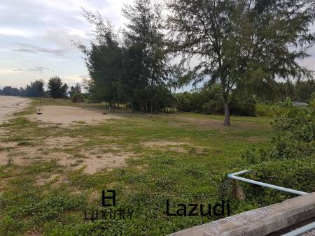 Absolute Beachfront Land in Prachuap Bang Saphan Noi