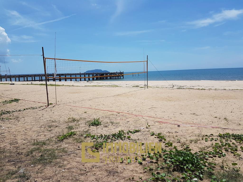 Absolute Beachfront Land in Prachuap Bang Saphan Noi