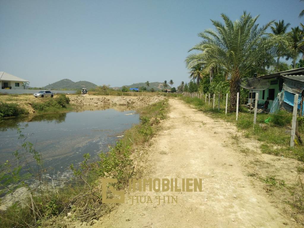 4,000 m² Atterrir Pour Vente