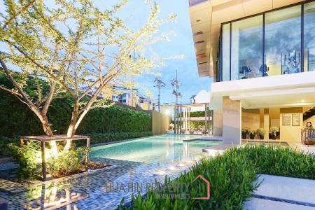 Studio Condo in Great Location