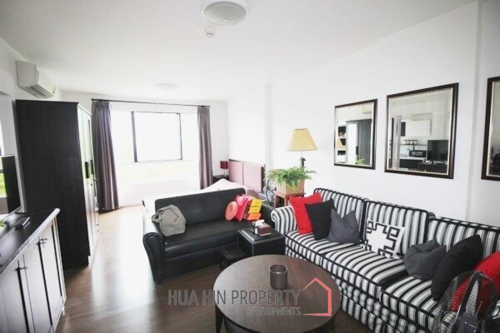 Studio Condo in Great Location