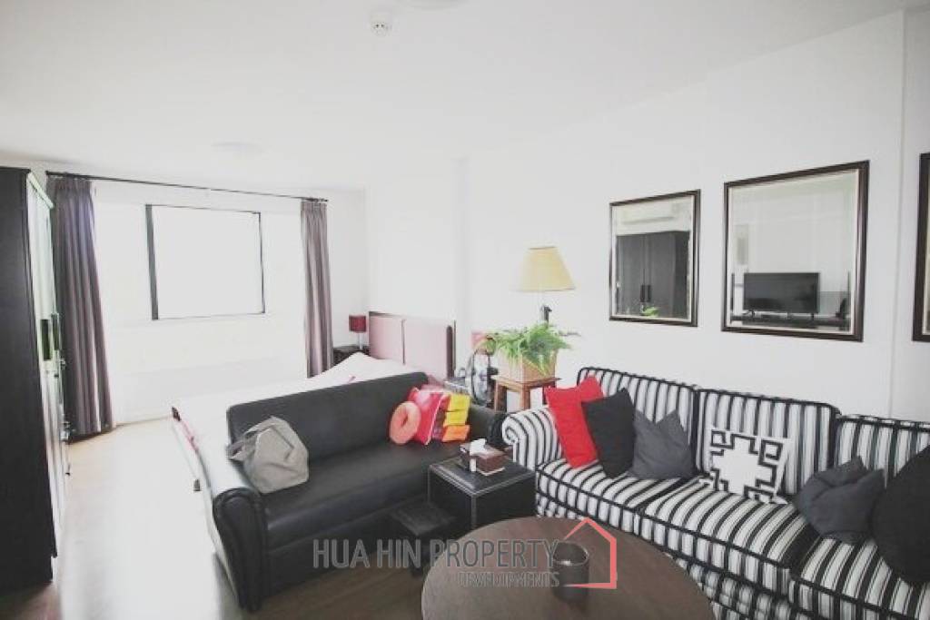 Studio Condo in Great Location